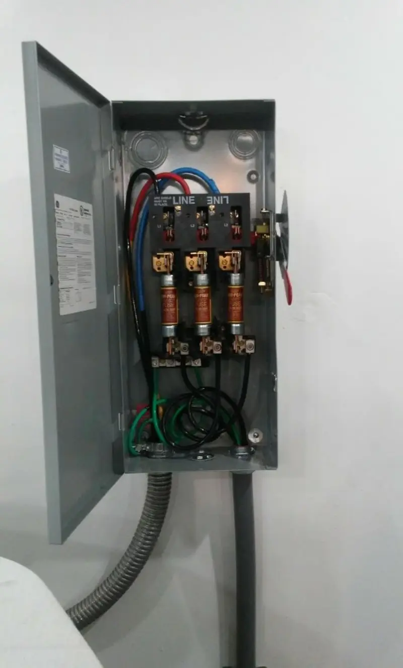 Three-phase disconnect switch installed for Smoke Detector Installation in East Pikeland